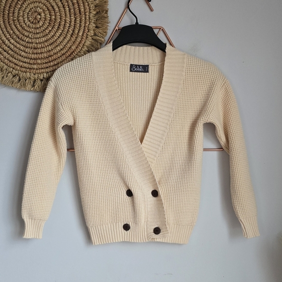 Belati Boy's Cream Chunky Rib Knit V-Neck Double Button Cardigan Size 7 Years - Picture 8 of 8